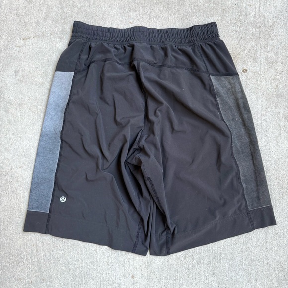 Lulu Lemon Black Men’s Athletic Running Shorts M - Picture 1 of 5